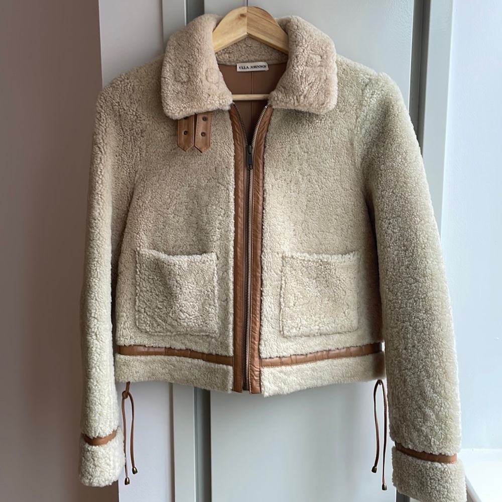 Ulla Johnson 💯 Shearling Cropped Jacket, Size S. Super rare!